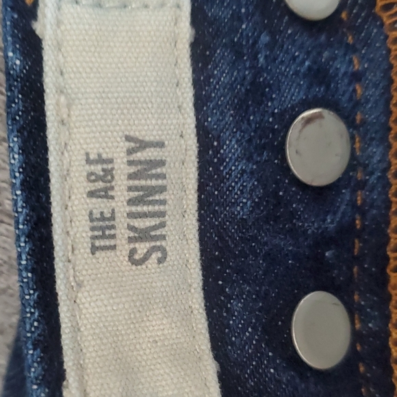 Abercrombie Men's 28x30 Jeans - Picture 4 of 4